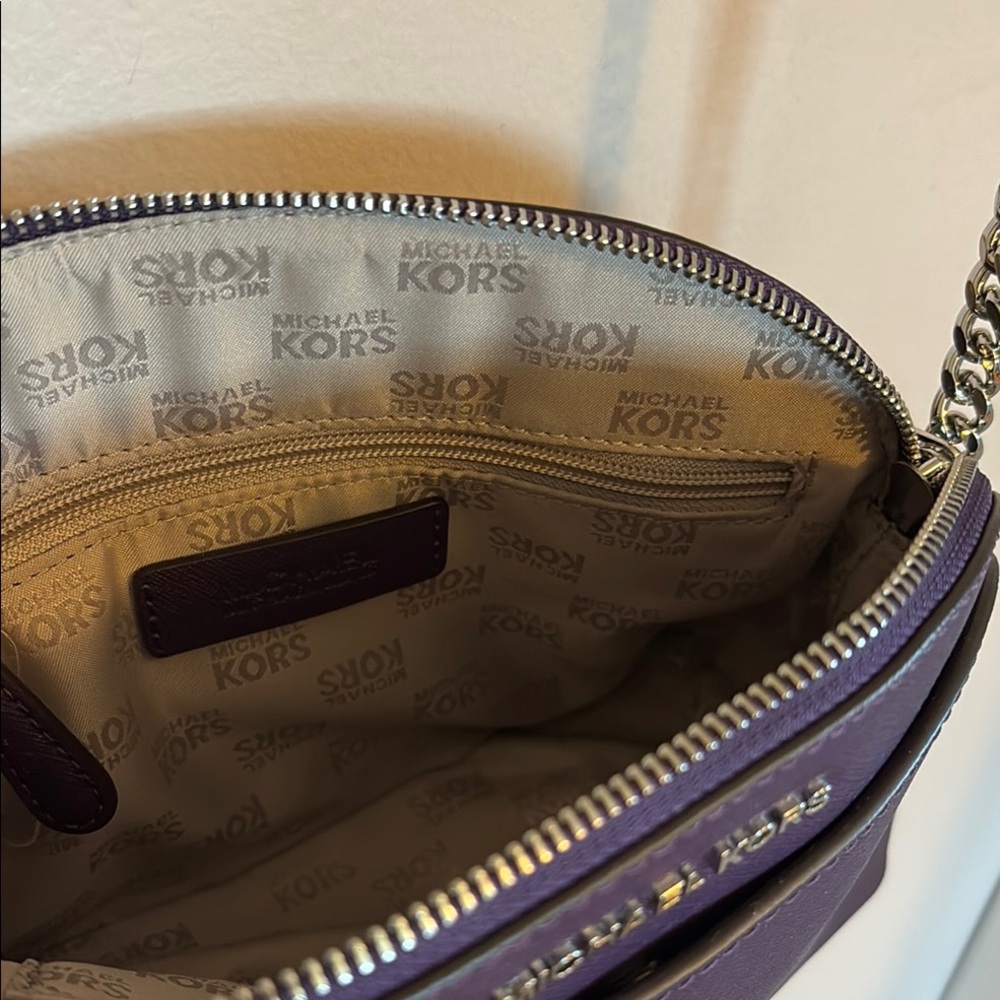 Michael Kors Purple Silver Crossbody Bag Elegant Design - Picture 3 of 3
